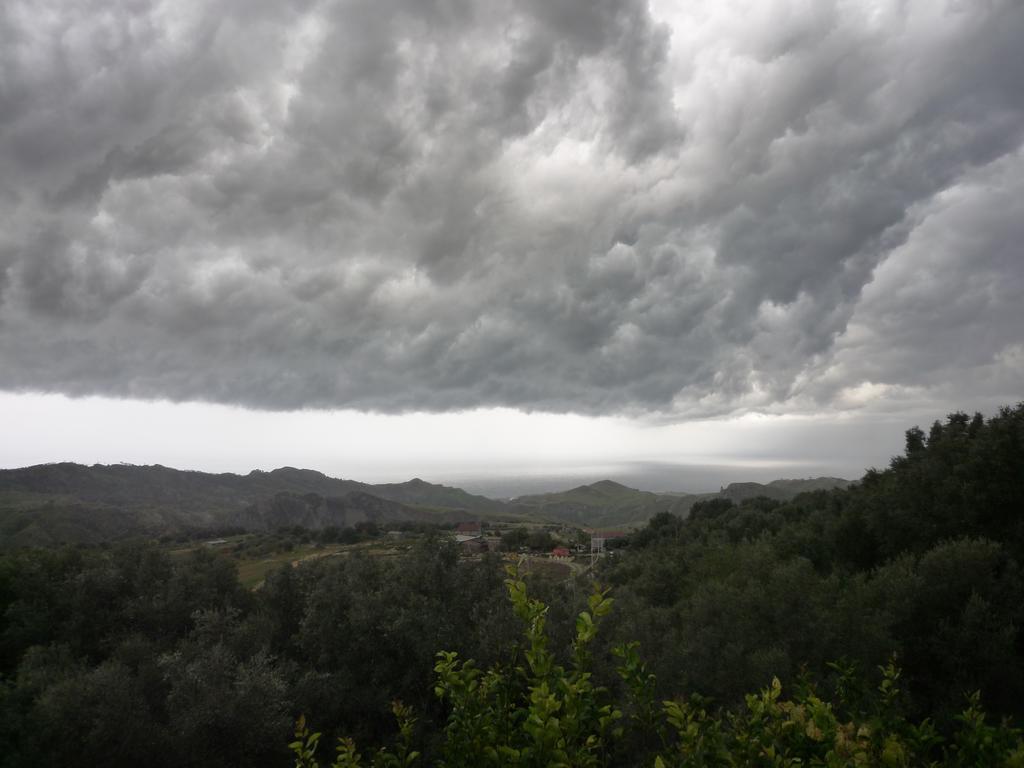 לינה וארוחת בוקר San Pantaleone Rocca Del Vento מראה חיצוני תמונה