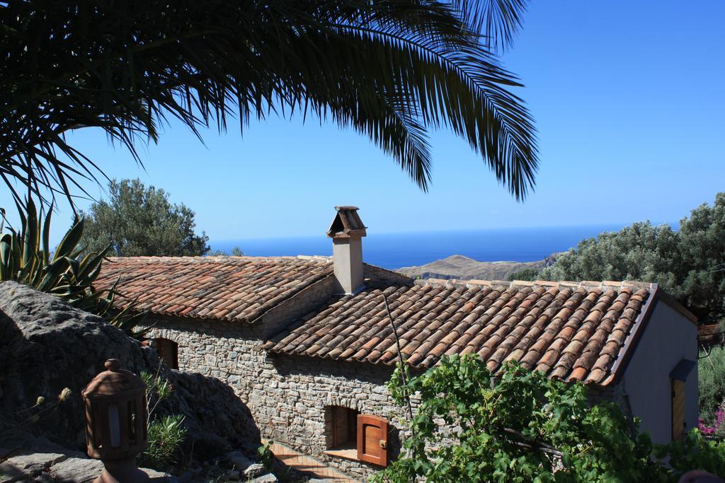 לינה וארוחת בוקר San Pantaleone Rocca Del Vento מראה חיצוני תמונה